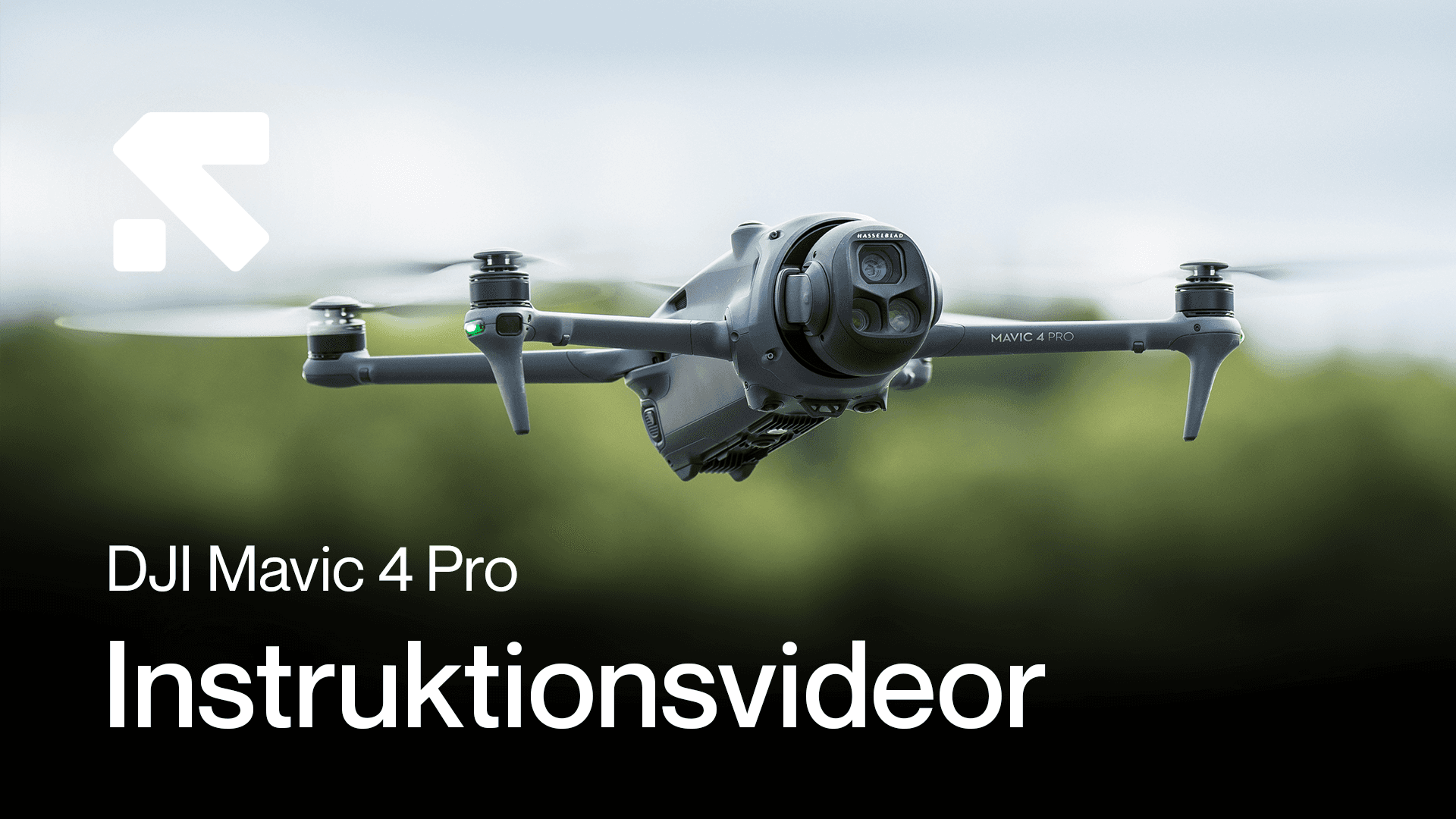 En DJI Mavic 4 Pro-drönare svävar i luften mot en suddig bakgrund, med texten 'Instruktionsvideor' nedanför.